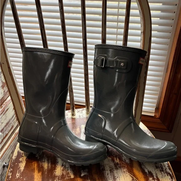 Hunter shorter rain boots size 8 gray Interior Logo Detail Rain Boot - Picture 8 of 10